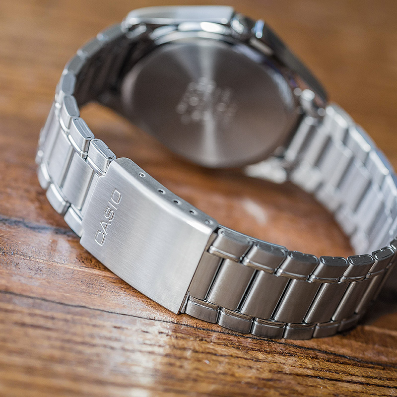 Casio men watch simple retro r - Luxury Watch Casio review and price