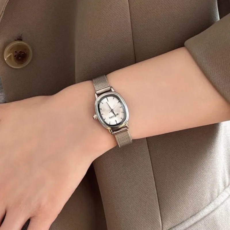 Small Oval Dial Green Watch Si - Ladies Luxury Watch review and price